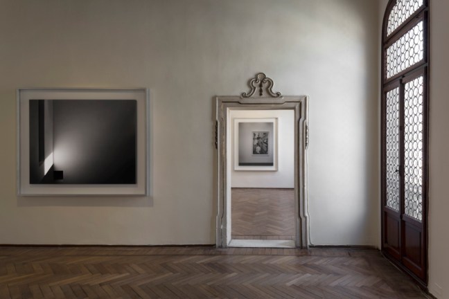 2.-Modern-Times-Hiroshi-Sugimoto-Fondazione-Bevilacqua-La-Masa-Venezia-2014